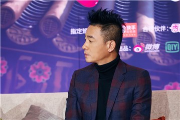 陈小春对妻子的担心都写在脸上