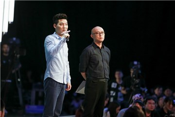 男嘉宾回答女嘉宾提问