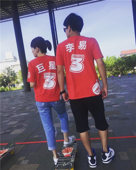 (康)六月参战综艺三国智 李易放话不让你好过