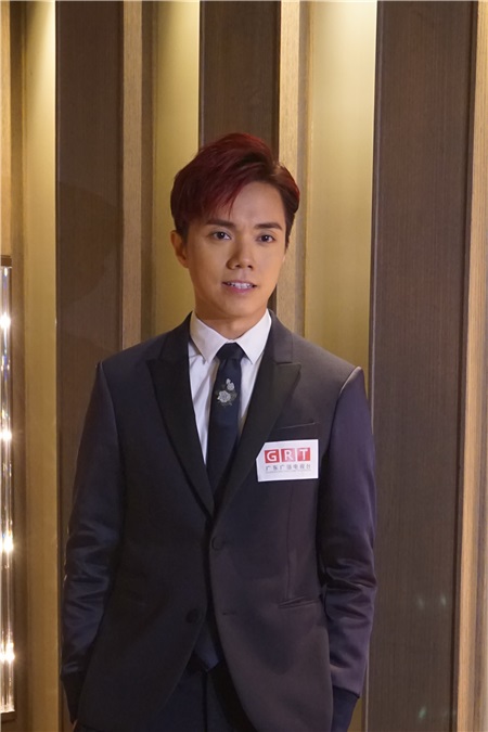 张敬轩与王祖蓝出席湾仔万丽海景酒店《广东广播电视台香港办事处成立》