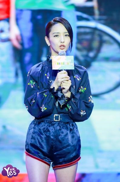 〈Yes 北京现场〉《超时空同居》举办发布会 雷佳音佟丽娅爆笑上演超时空爱恋