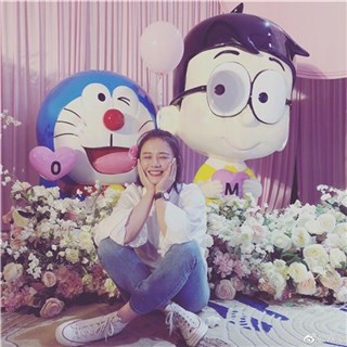 马思纯欧豪继续发糖 手牵手亮相机场甜蜜十足