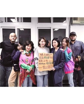 徐若瑄同框贾静雯！两原因解释为何两人维持“俏丽短发”