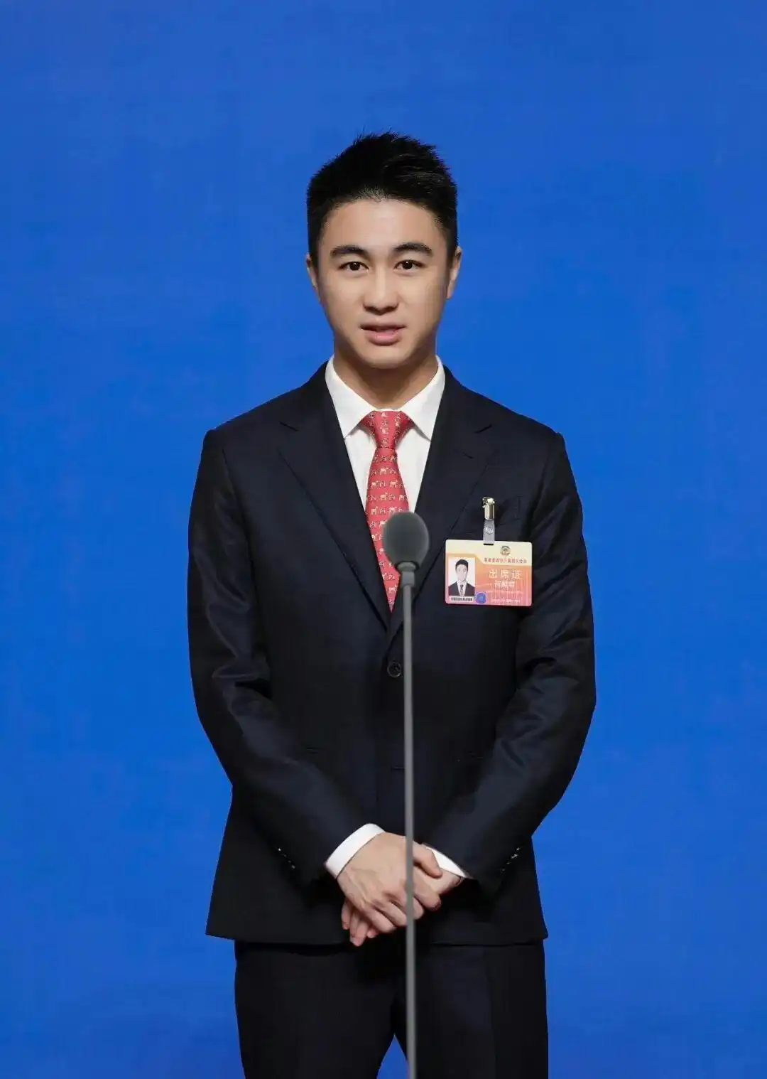 何猷君获任海南省政协委员 双省份履职引关注 展现年轻一代参政议政新气象