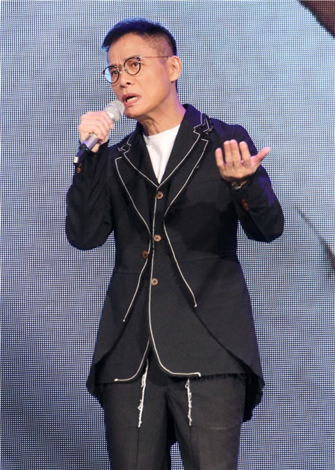 〈Yes台北现场〉罗大佑睽违13年再发片 范范词不达意被骂：会不会说话啊！