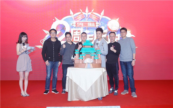 陈赫亲自参与设计周边 周年庆走心送神秘大礼
