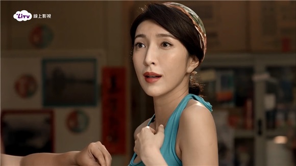 杨谨华热恋中击败杨丞琳? 网友最爱看她扮风骚老板娘!