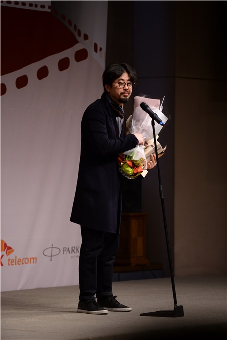 第8届韩国年度电影奖颁奖典礼 宋康昊、马东锡、罗美兰等到场出席