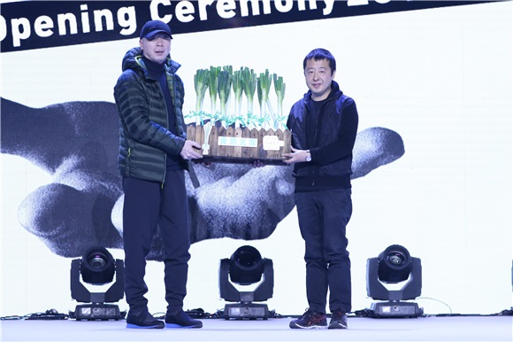 〈Yes 北京现场〉贾樟柯接力冯小刚出任主席 第二届青葱计划启动