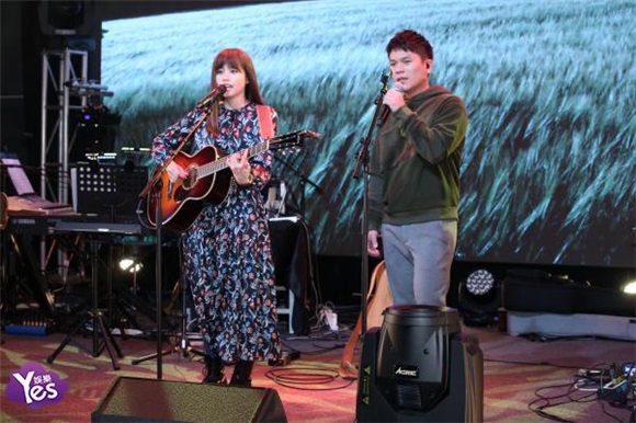 〈Yes 台北现场〉吴汶芳「我来自」演唱会彩排 舒米恩助阵同台合唱
