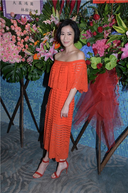 邝美云、佘诗曼、刘嘉玲等出席「餐厅开张」活动
