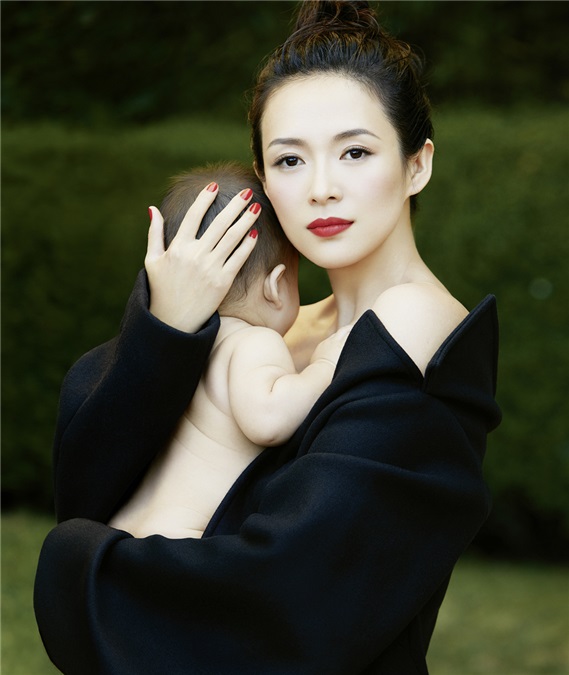 章子怡完美诠释水瓶女的三大属性