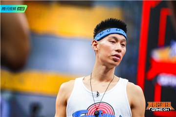 林书豪自认学到很多
