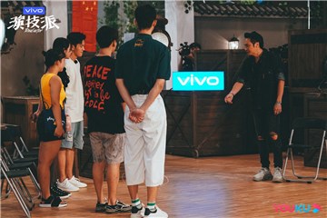 吴镇宇