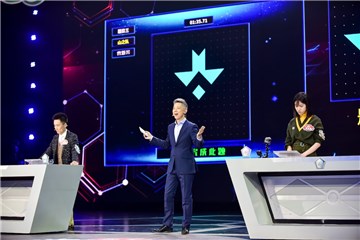 梁紫晨“吊打”对手,蒋昌建激动宣布结果