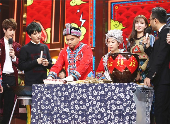 沈梦辰《天天》花式秀恩爱:与「肥肉」在一起
