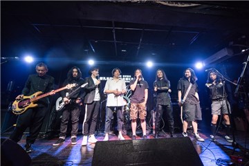 着名音乐人老狼、高旗到场助阵面孔发布会
