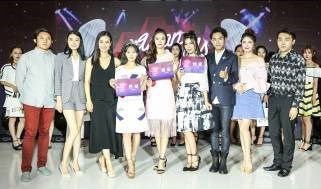 沈阳赛区嘉宾、评委们与晋级选手合影