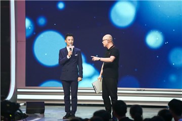 孟非为杨小童助攻