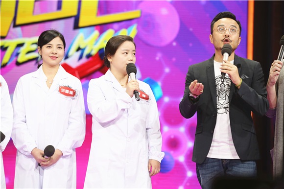 「小骄傲」张艺兴回「家」体检 马苏自曝是「金鱼记忆」?