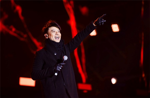 世纪樱花打造晋城2017巨星演唱会 时尚教父TONY亲自操刀