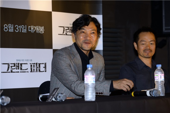电影《Grand Father》媒体试映会 朴根滢、郑镇荣、高宝洁等人出席