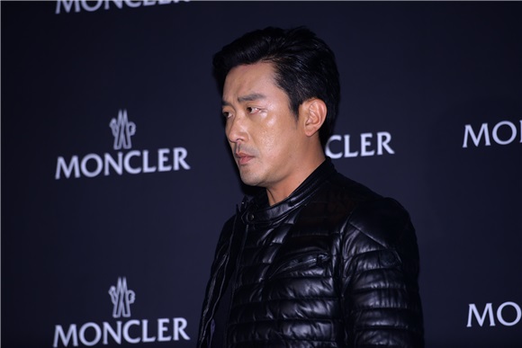 裴斗娜、河正宇、李政宰、EXO世勳等出席某品牌活动