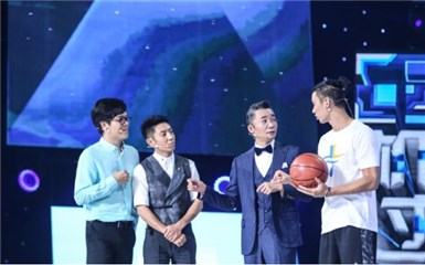 (林书豪与柯洁、小撒互动)