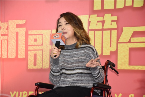 黄子佼、辛晓琪出席娱人制造新歌发布会