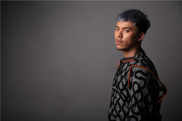 HUSH任同志骄傲月代言人 文青男神展梦幻之物