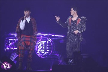 〈Yes台北现场〉周杰伦演唱会邀林俊杰当嘉宾 歌迷大饱耳福