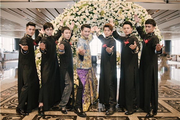 王茂蕾义气兄弟情 陈晓大婚当伴郎助阵