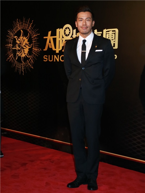 杨千嬅、薛凯琪等出席「太阳城10周年传奇之夜」的庆祝活动