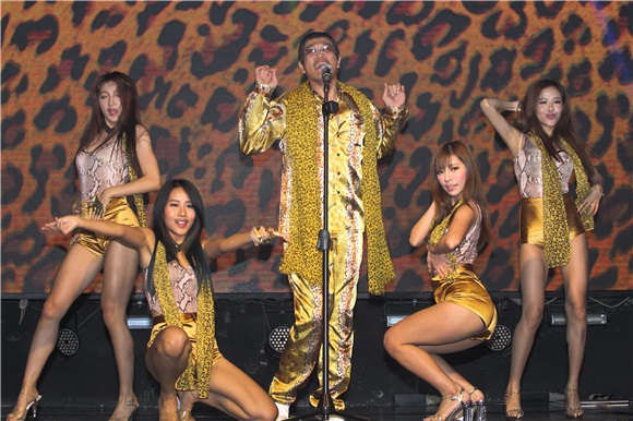PIKO太郎挟带洗脑神曲〈PPAP〉首度访台媒体见面会