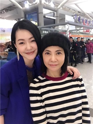 小S确认演出新《流星花园》 勾着道明寺的手笑开怀