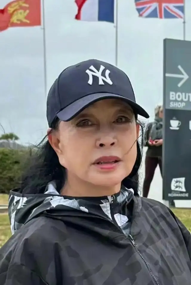 74岁刘晓庆再陷"偷税"风波 本人发声明否认:本人坚持诚信纳税