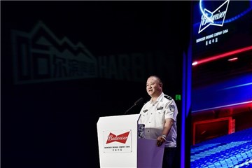上海市公安局交通警察总队副总队长王亮致辞