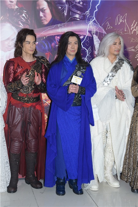 郑嘉颖、谢天华、郑丹瑞、黎耀祥、谭耀文、吕良伟等出演舞台剧《风云5D音乐剧》
