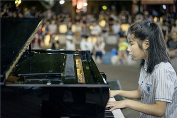 《琴键上的奇蹟》感动献映 「盲眼莫札特」爱与荆棘的成长路