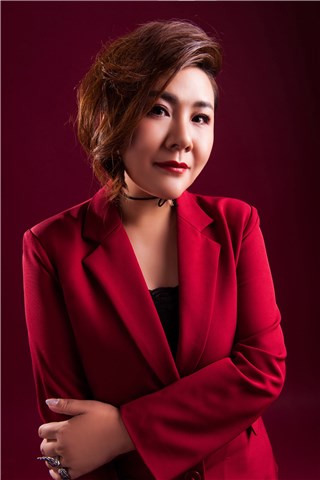 演唱弓萍