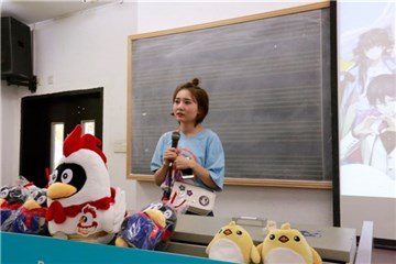 (白金作家水千澈在广州星海音乐学院演讲)
