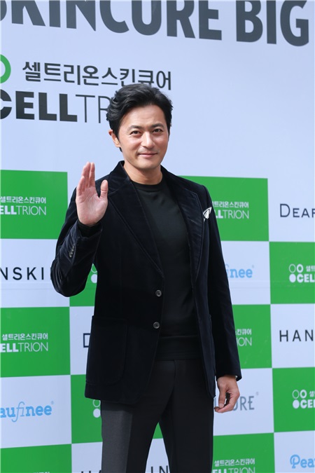 泰熙、韩志旼、张东健等出席某品牌活动