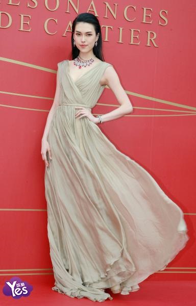 〈Yes 台北现场〉杨采妮是史上最好婆婆！ 一次买两份珠宝留给未来媳妇