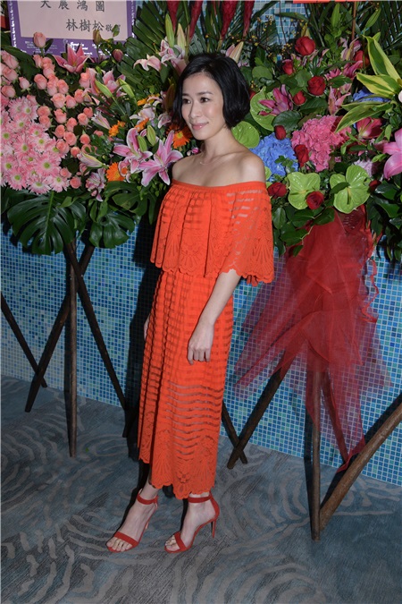 邝美云、佘诗曼、刘嘉玲等出席「餐厅开张」活动