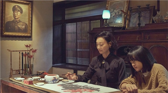 惠英红《血观音》金马封后 传奇影后泪撒金马舞台