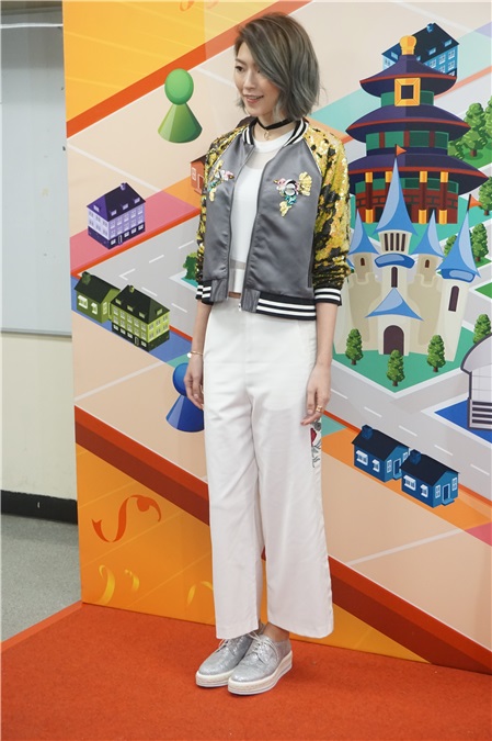 曾志伟、林夏薇、黎耀祥、李灿森等现身为节目《我爱香港》录影