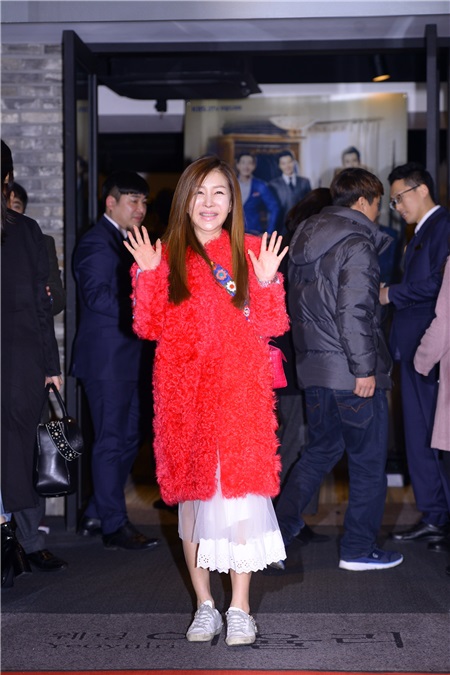 李东健、赵伦熙、显佑、李世英等出席《月桂树西装店的绅士们》终放宴