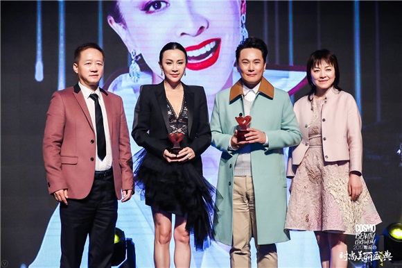 张信哲打造超萌贴图随笔出书 与刘嘉玲十年再合体对唱