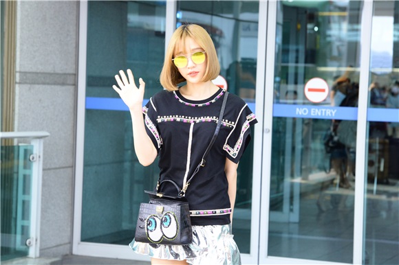 女团EXID成员HaNi出国 前往巴厘岛拍摄画报