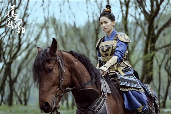 《凤囚凰》白鹿即将上线 巾帼女将英姿飒爽气场足